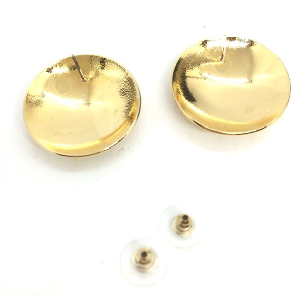 3/$30 VINTAGE 80S 90S LARGE DOMED CIRCLE EARRINGS ETCHED FLOWER GOLD TONE BUTTON - Picture 15 of 15